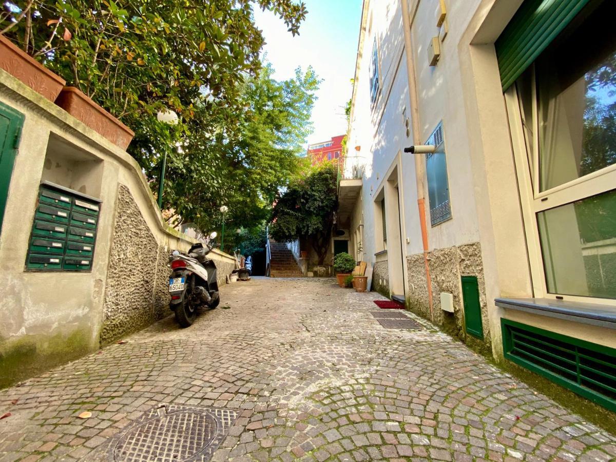 Borgo Belvedere Acomodação com café da manhã Nápoles Exterior foto